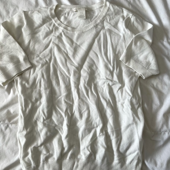 H&M t-shirt - Picture 1 of 2